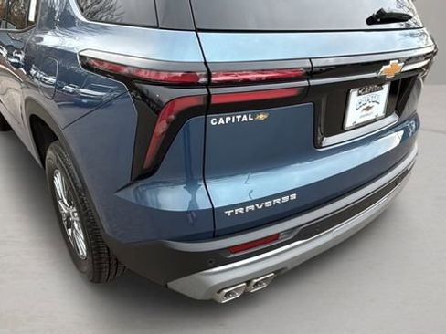 Used 2026 Chevrolet Traverse LT w/ Driver Confidence Package image 36