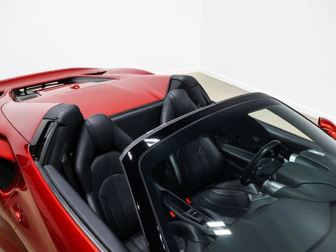 Used 2022 Ferrari F8 Tributo RWD image 65