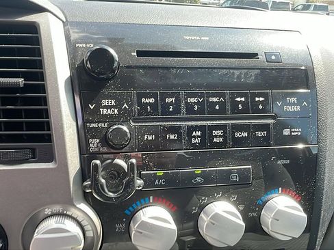 Used 2010 Toyota Tundra 2WD Double Cab image 19