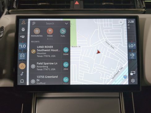 Certified 2025 Land Rover Range Rover Velar S image 25