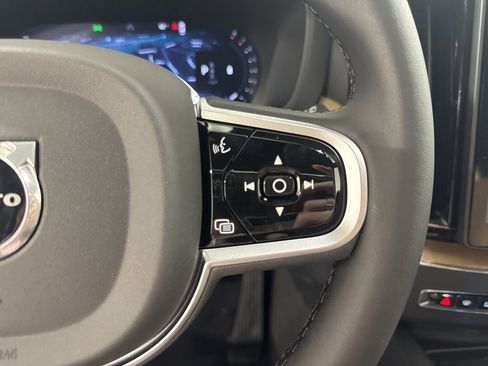 New 2026 Volvo XC60 B5 Plus w/ Protection Package Premier image 10