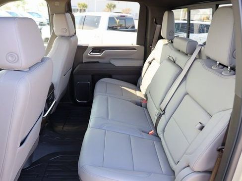 New 2026 GMC Sierra 2500 SLT w/ Texas SLT Premium Package image 12