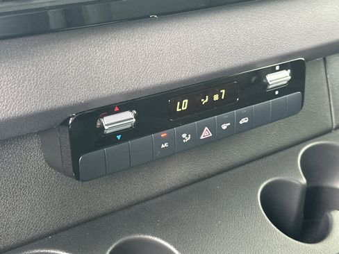 New 2025 Mercedes-Benz Sprinter 2500 image 18