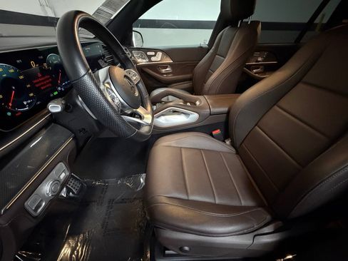 Used 2023 Mercedes-Benz GLS 450 4MATIC image 24