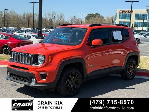 Used 2021 Jeep Renegade Latitude image 3