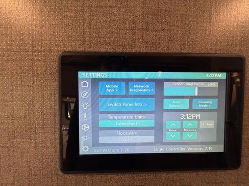 Used 2021 Ford F550 4x4 Regular Cab Super Duty w/ XLT Value Package image 88