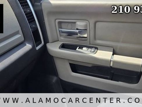 Used 2012 RAM 1500 Classic SLT RWD image 40