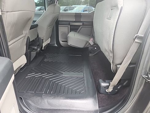 Used 2016 Ford F150 XLT RWD image 26