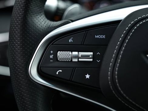 Used 2025 Genesis GV70 3.5T Sport w/ Sport Advanced Package image 36