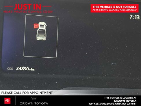 Used 2024 Toyota Tundra Limited AWD/4WD image 4
