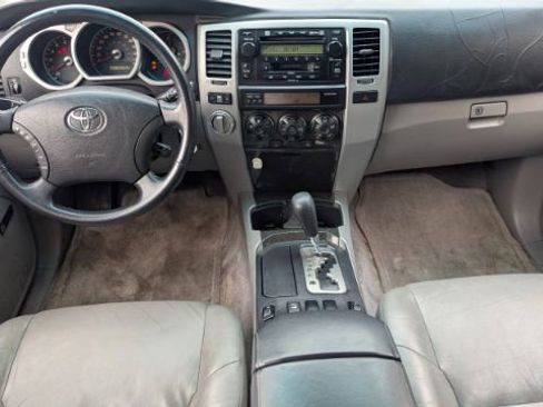 Used 2004 Toyota 4Runner Limited image 23