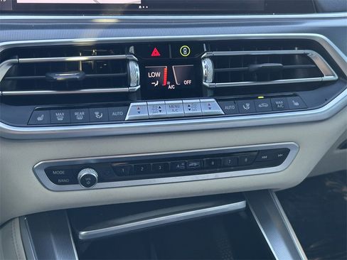 Used 2021 BMW X5 sDrive40i w/ M Sport Package image 36