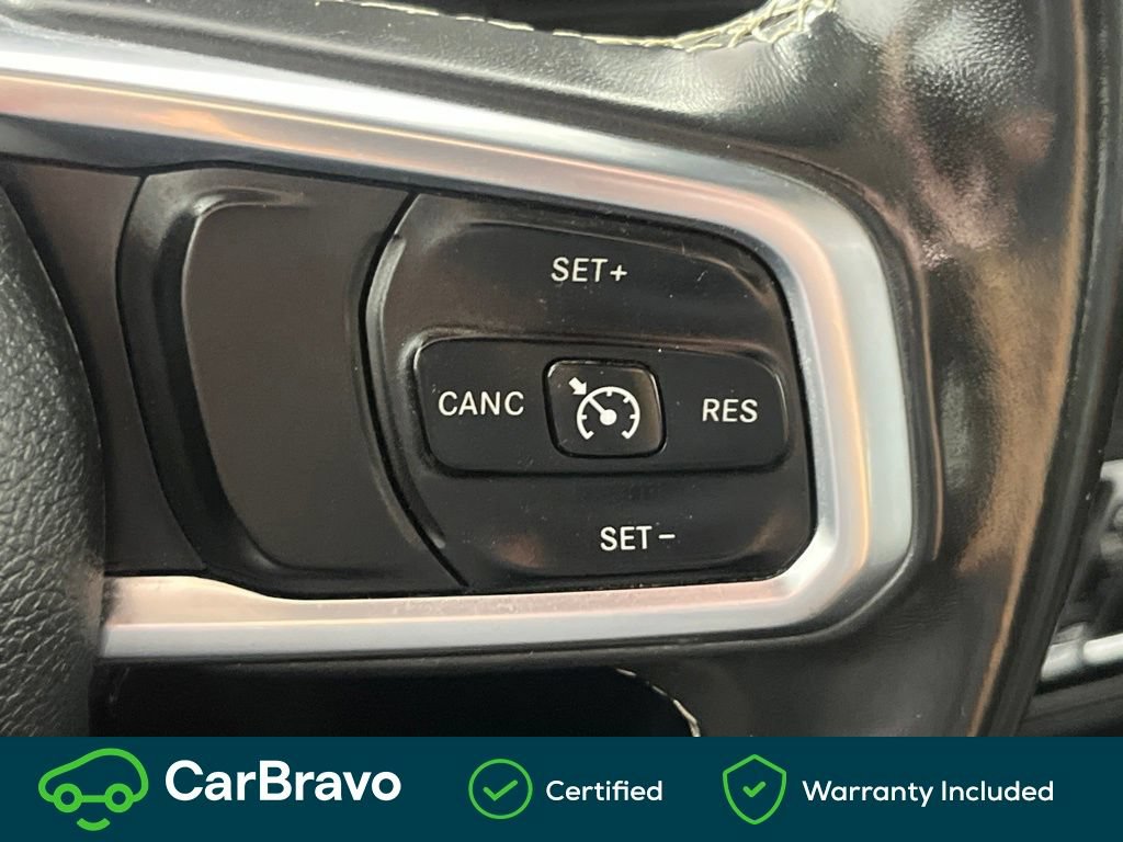 Used 2018 Jeep Wrangler Unlimited Sahara AWD/4WD image 23