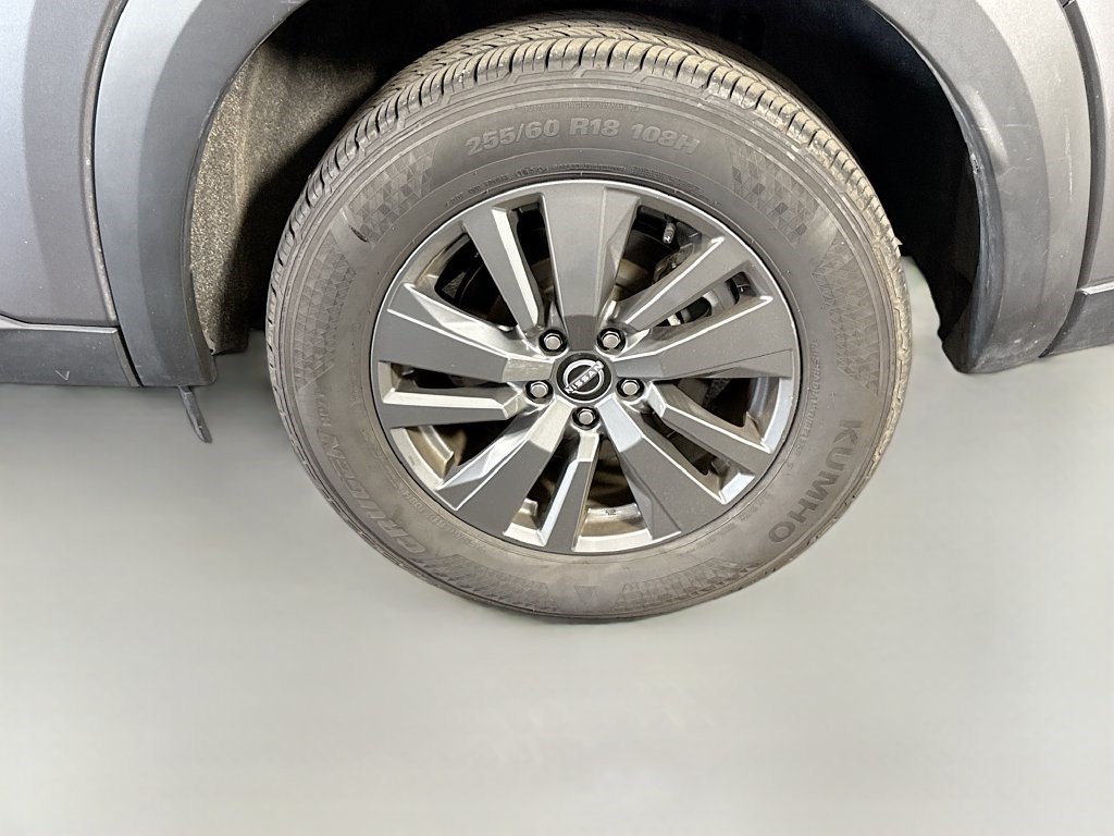 Used 2024 Nissan Pathfinder SV FWD image 36