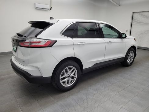 Used 2024 Ford Edge SEL image 10