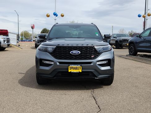 Used 2024 Ford Explorer ST w/ Equipment Group 401A image 5