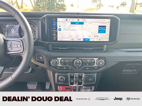 New 2026 Jeep Gladiator Mojave image 18