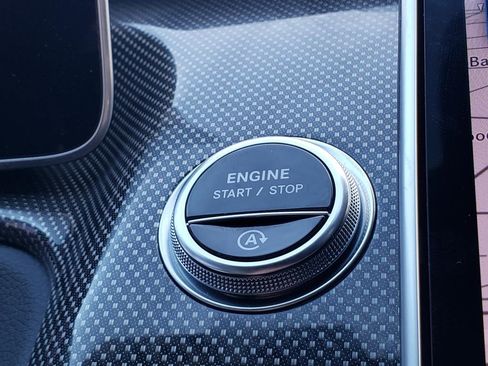 Used 2023 Mercedes-Benz S 500 4MATIC image 25