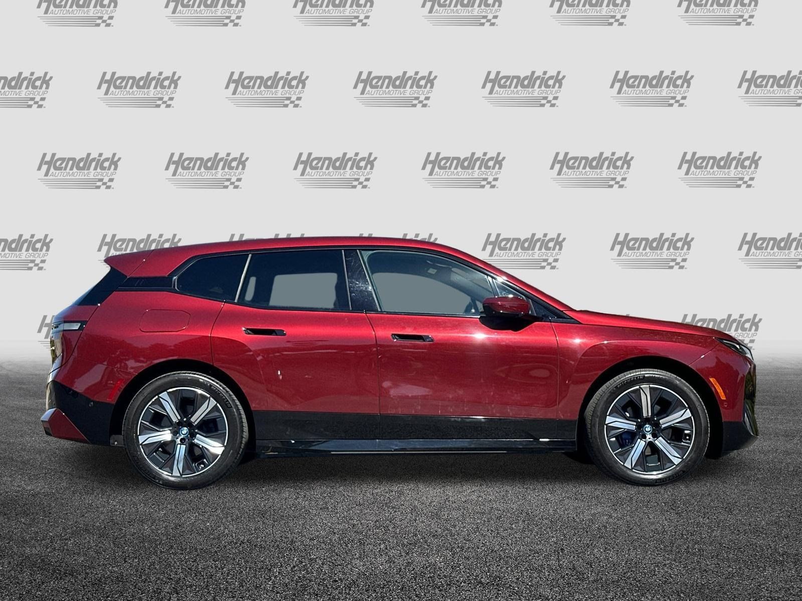 Used 2024 BMW iX xDrive50 w/ Sport Package AWD/4WD image 3
