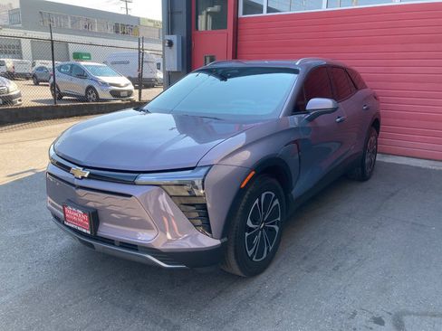 Used 2024 Chevrolet Blazer EV LT AWD/4WD image 6