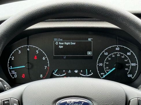 New 2025 Ford Transit 250 148 Medium Roof image 17