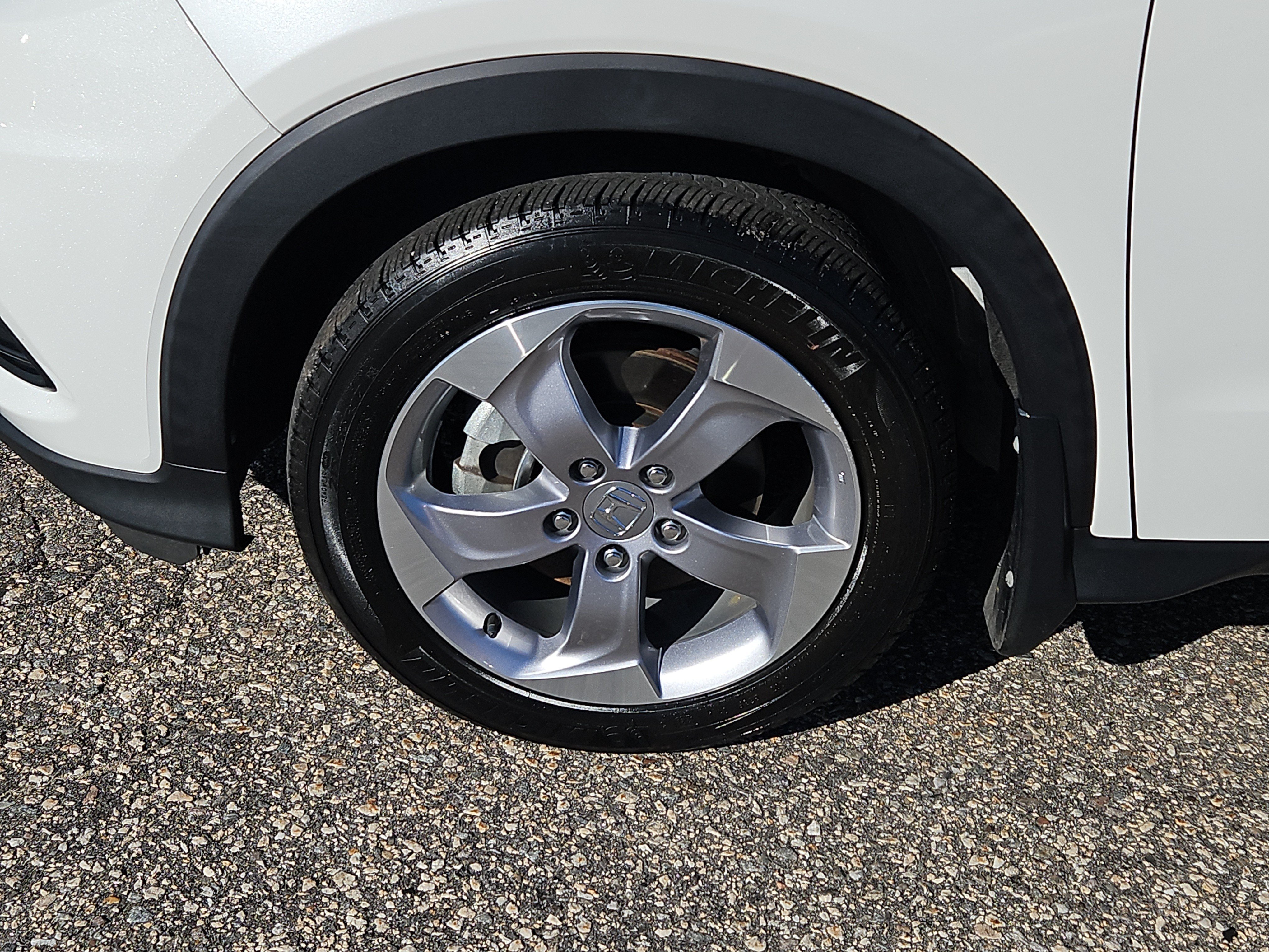 Used 2021 Honda HR-V LX image 19