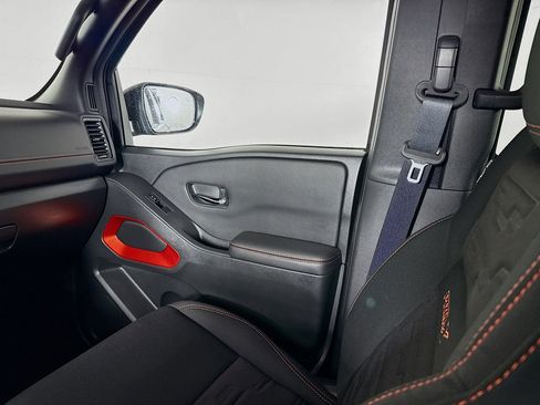 Used 2024 Nissan Frontier Pro-X w/ Technology Package image 27