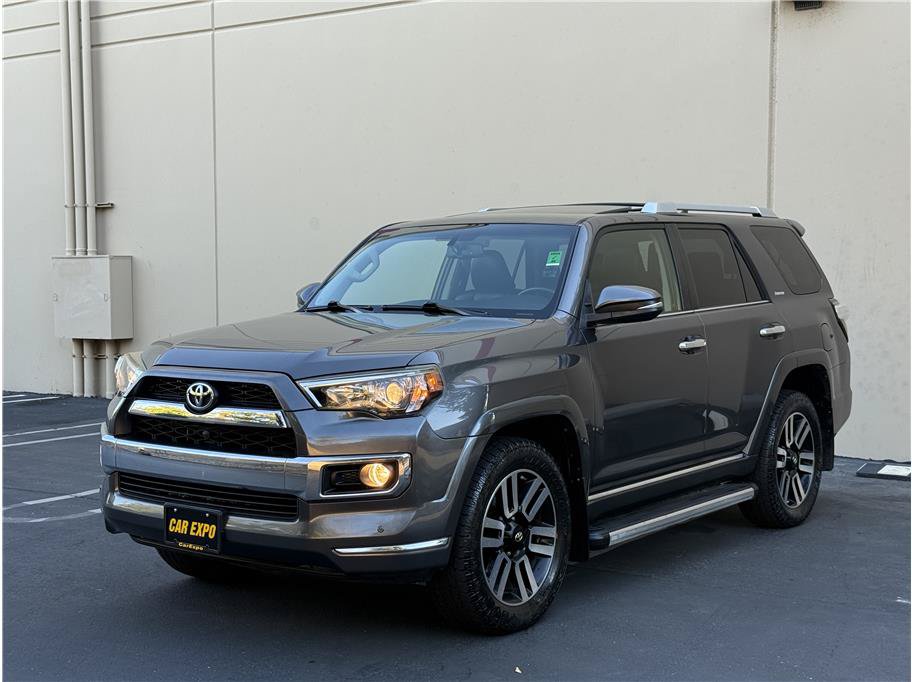 Used 2014 Toyota 4Runner Limited AWD/4WD image 4