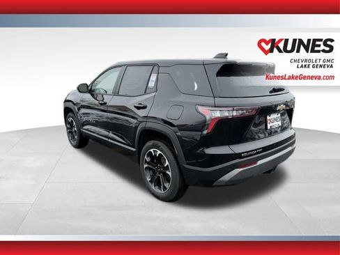 New 2026 Chevrolet Equinox LT w/ LPO, Floor Liner Package image 6