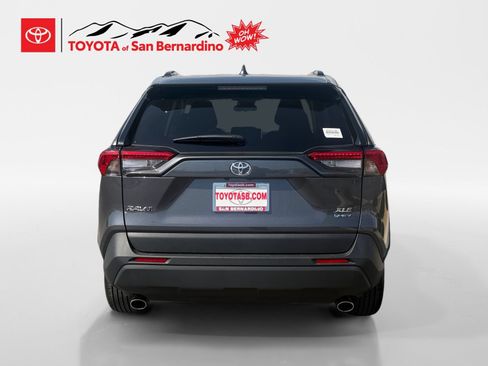 Certified 2025 Toyota RAV4 XLE AWD/4WD image 4