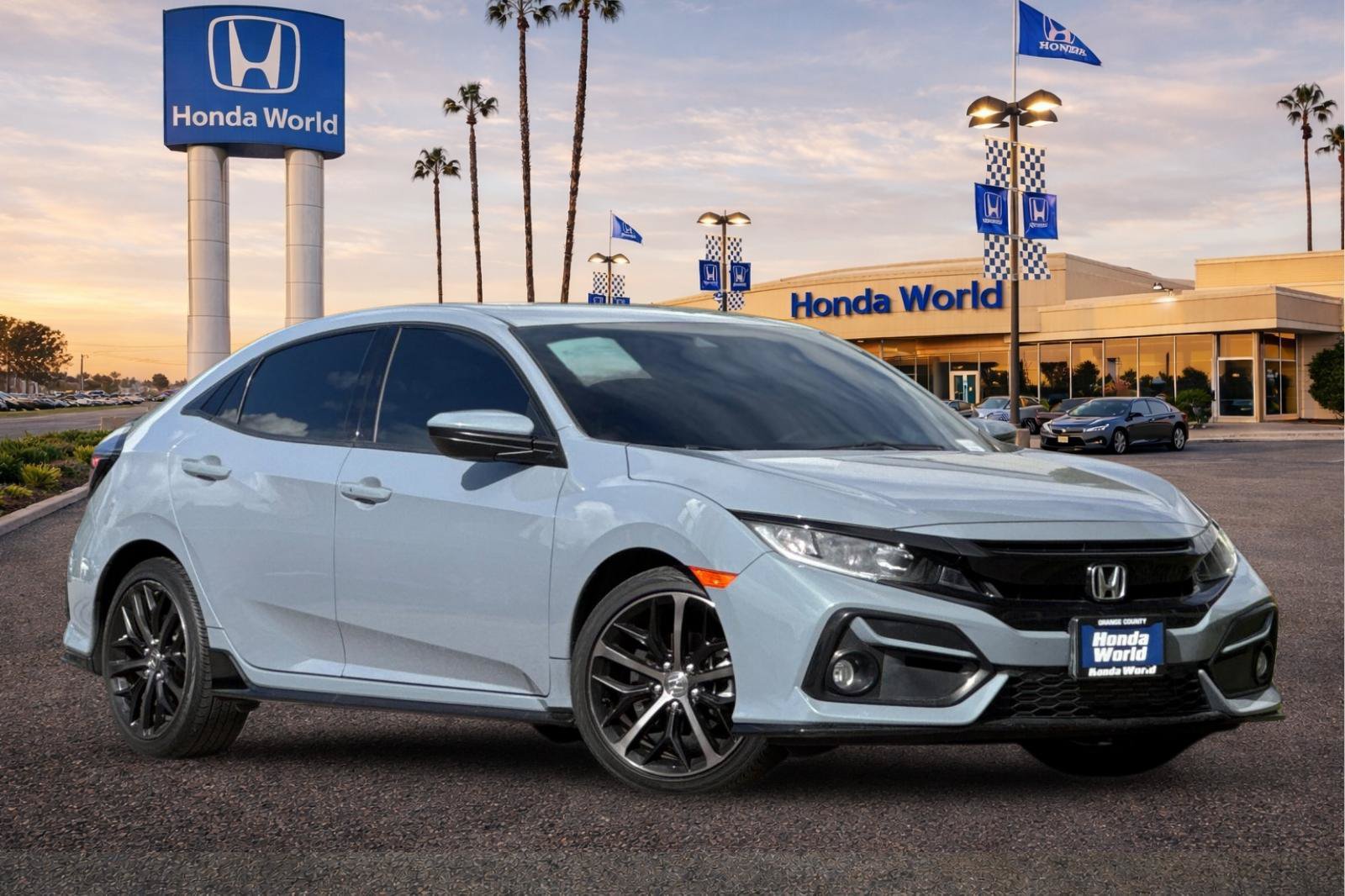 Used 2021 Honda Civic Sport image 2