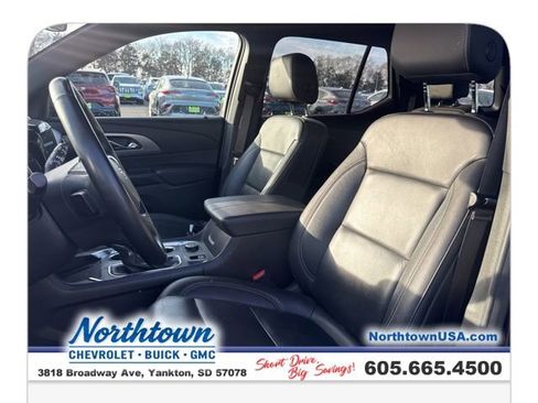 Used 2023 Chevrolet Traverse LT AWD/4WD image 36