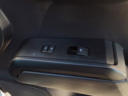 Used 2023 Toyota Tacoma SR image 25