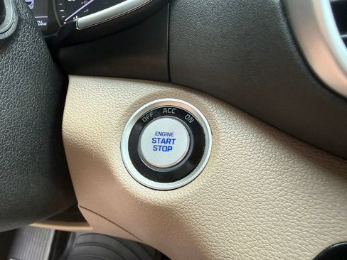 Used 2019 Hyundai Tucson Limited AWD/4WD image 25