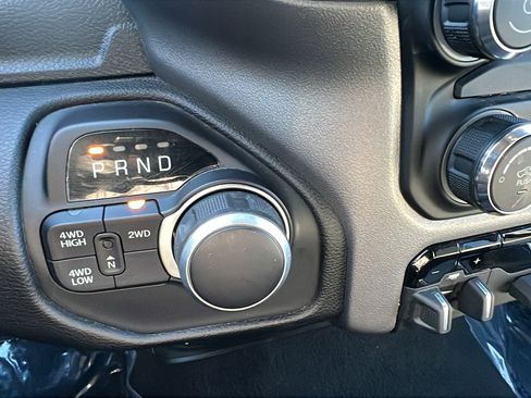 Used 2024 RAM 2500 Big Horn w/ Bed Utility Group image 30