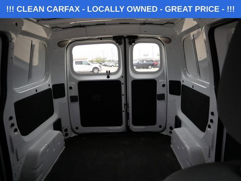 Used 2015 Nissan NV200 SV w/ Technology Package FWD image 23