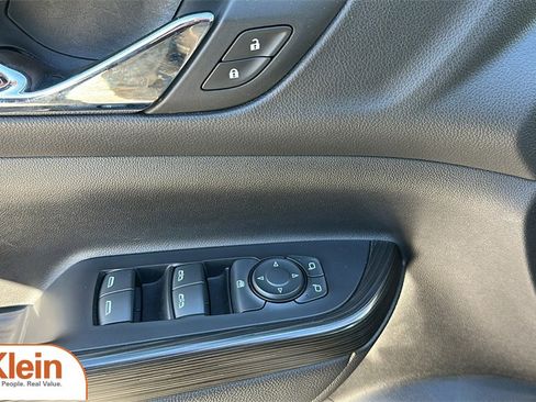 Used 2023 GMC Acadia SLT w/ Trailering Package image 13