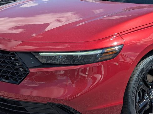 Used 2025 Honda Accord SE image 6