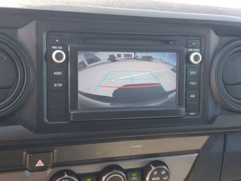 Used 2019 Toyota Tacoma SR w/ SR Convenience Package image 25