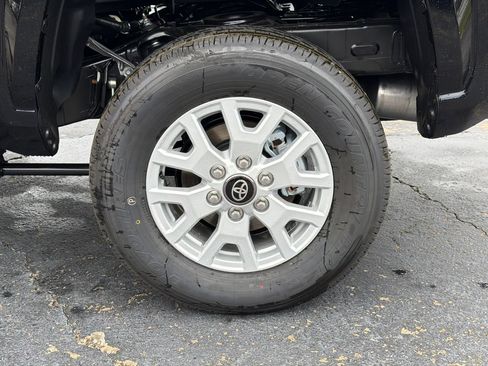 New 2026 Toyota Tacoma 2WD Double Cab image 19
