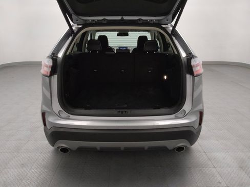 Used 2024 Ford Edge Titanium image 29