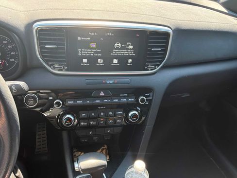 Used 2021 Kia Sportage S w/ S AWD Premium Package image 6