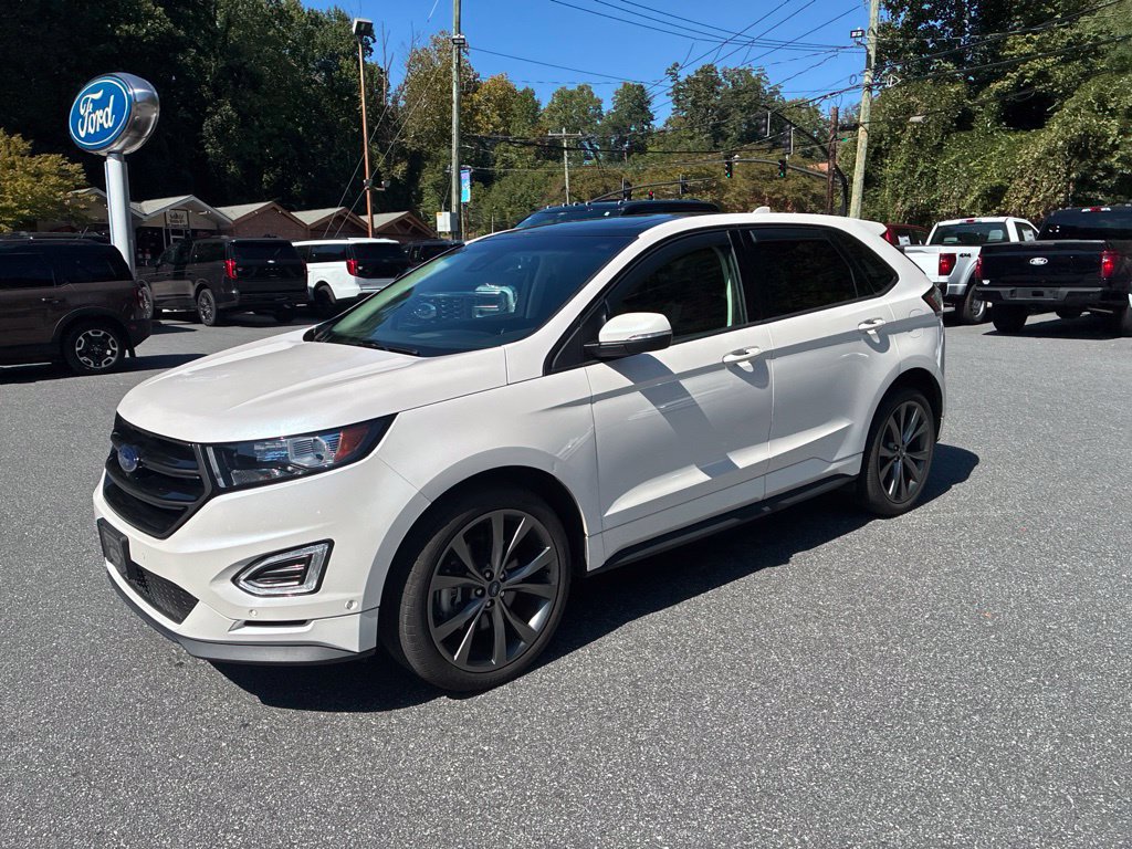 Used 2018 Ford Edge Sport w/ Equipment Group 401A AWD/4WD image 7