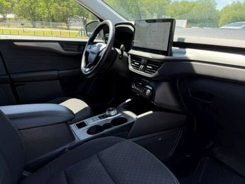 Used 2024 Ford Escape Active w/ Tech Pack #1 FWD image 4