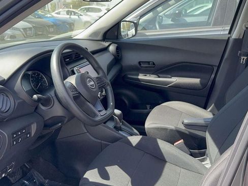 Used 2025 Nissan Kicks Play S FWD image 28
