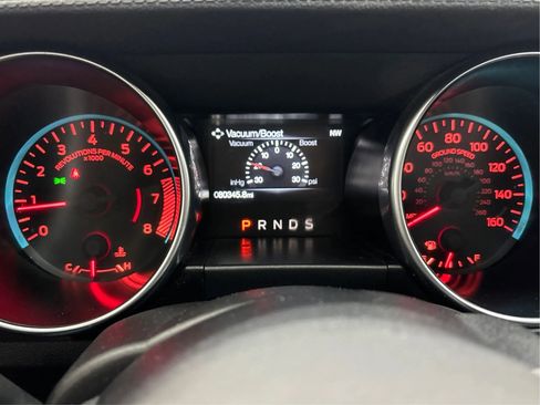 Used 2020 Ford Mustang Premium image 23