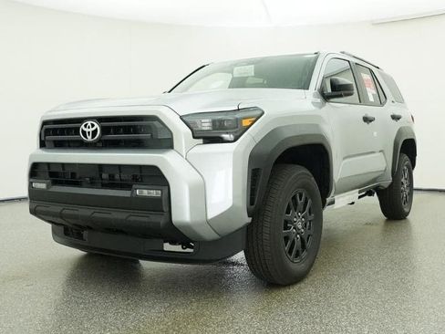 Used 2026 Toyota 4Runner SR5 AWD/4WD image 19