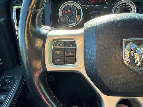 Used 2015 RAM 1500 Laramie w/ Convenience Group AWD/4WD image 19
