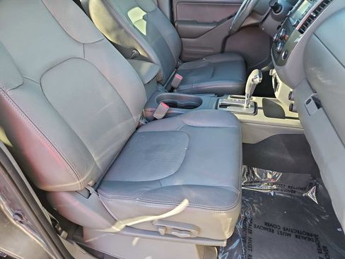 Used 2019 Nissan Frontier SL image 23