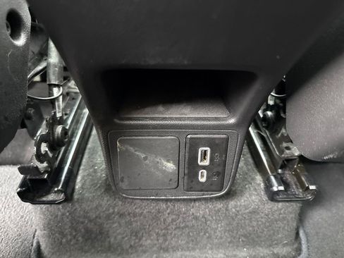 Used 2021 Buick Encore GX Select w/ Experience Buick Package FWD image 24